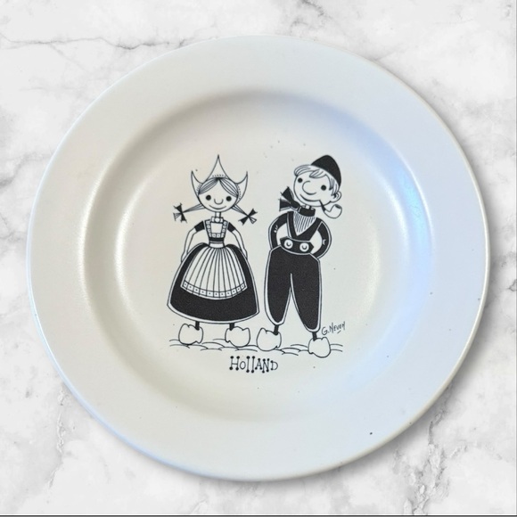 Vintage Schoonhoven Poland Dutch Boy and Girl Hanging Plate signed G. Neven - Picture 1 of 2